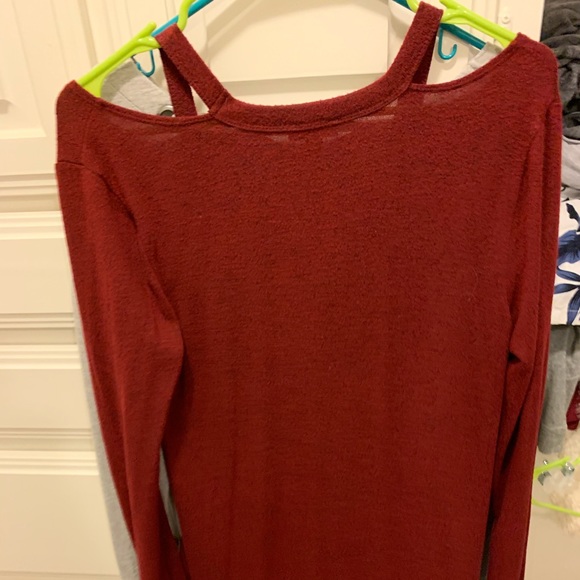 red top - Picture 2 of 2